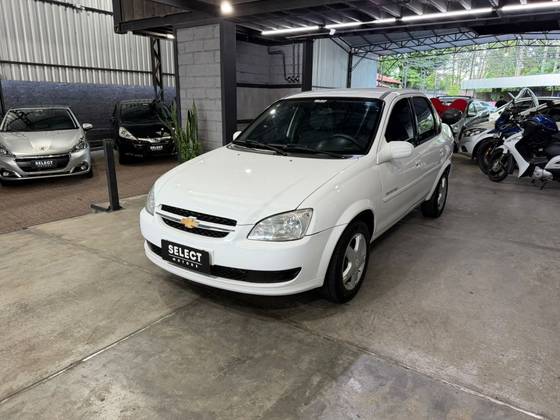 CHEVROLET CLASSIC 1.0 MPFI ADVANTAGE 8V FLEX 4P MANUAL CHEVROLET CLASSIC 1.0 MPFI ADVANTAGE 8V FLEX 4P MANUAL